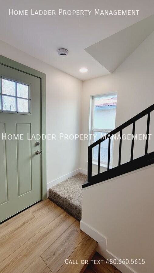 4907 W Crocus Dr - Photo 4 of 36