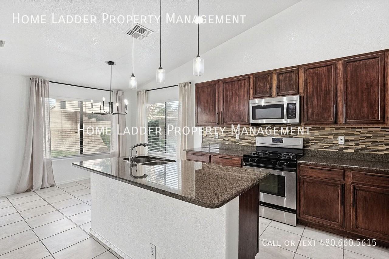 7260 E Monte Ave - Photo 7 of 23