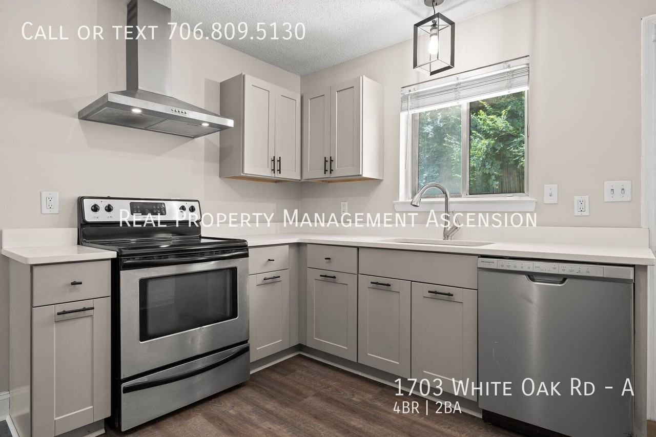 1703 White Oak Rd #A - Photo 5 of 30