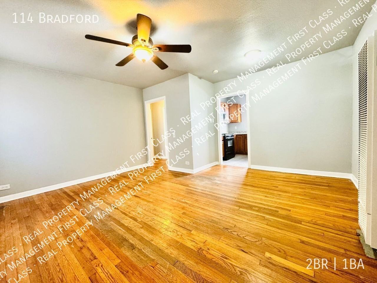 114 Bradford - Photo 4 of 12