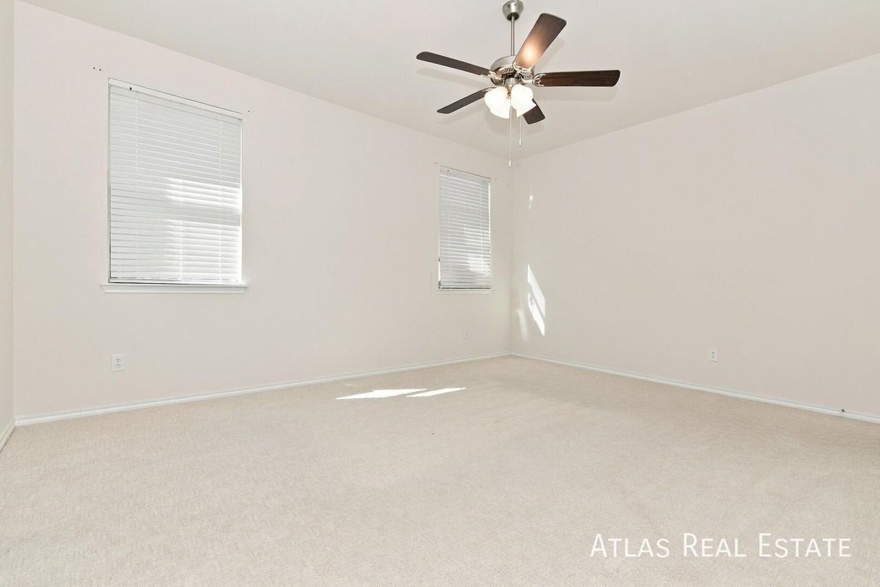 503 Auburn Forest Dr - Photo 6 of 19