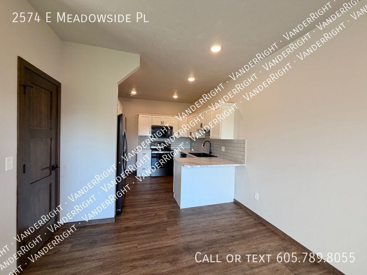 2574 E Meadowside Pl - Photo 4 of 23