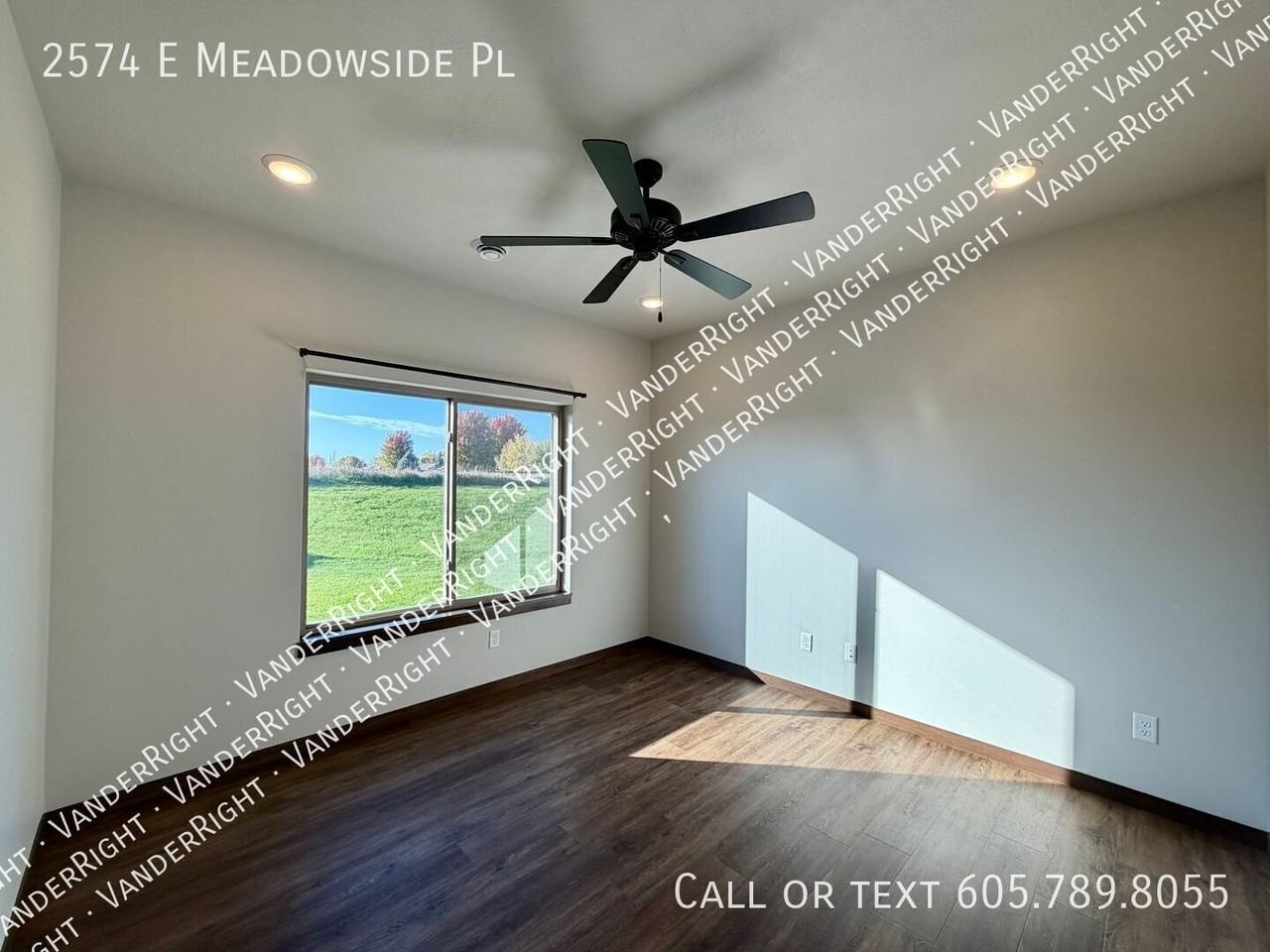 2574 E Meadowside Pl - Photo 7 of 23