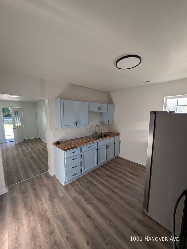 1001 Hanover Ave Nw - Photo 5 of 12