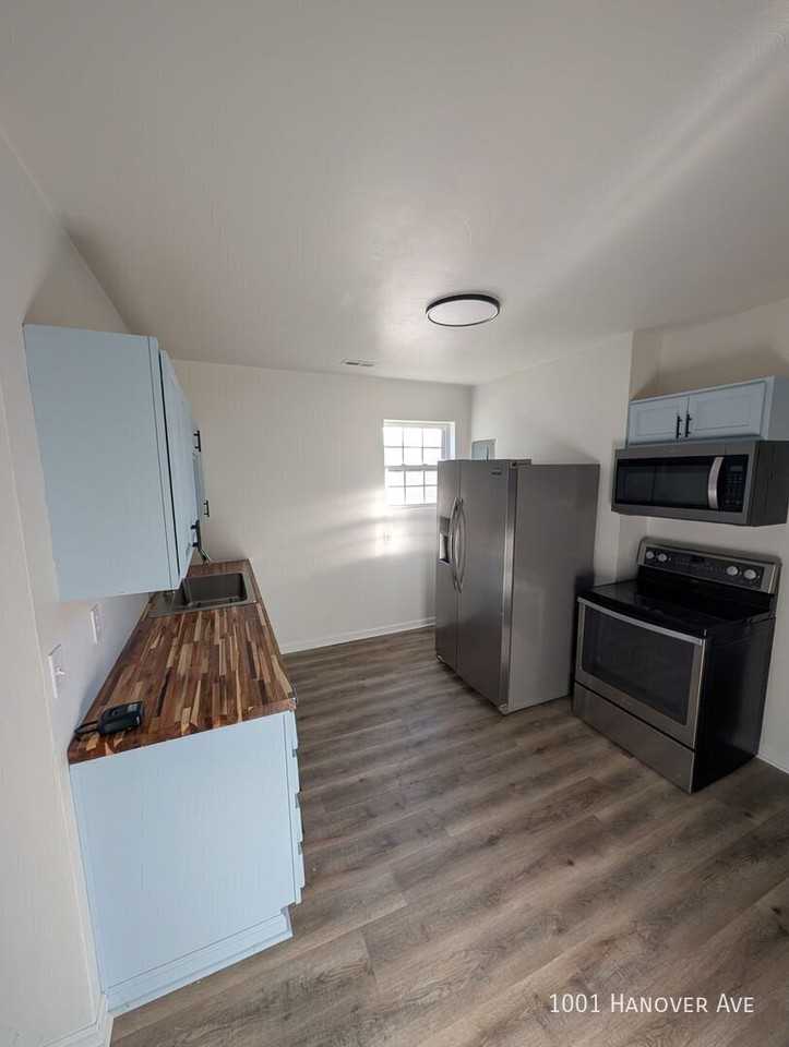 1001 Hanover Ave Nw - Photo 6 of 12