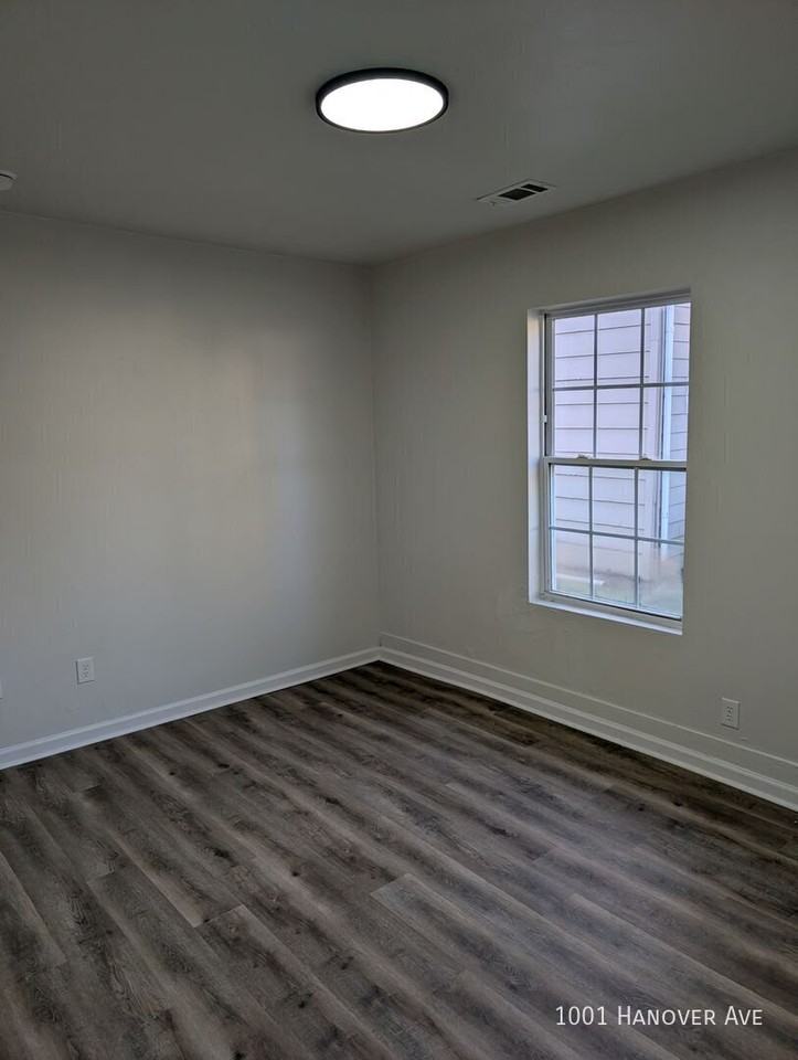 1001 Hanover Ave Nw - Photo 7 of 12