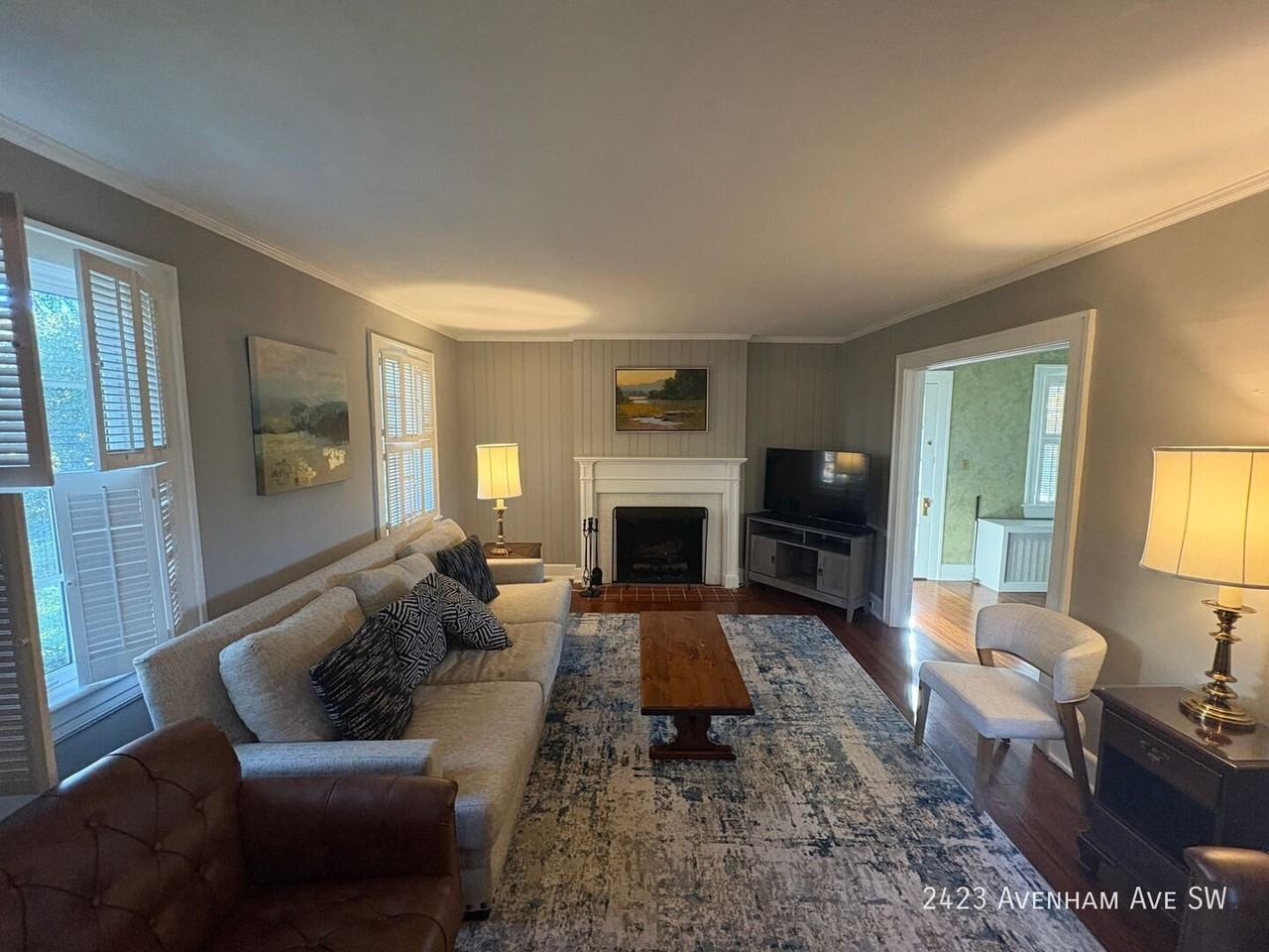 2423 Avenham Ave Sw - Photo 3 of 15