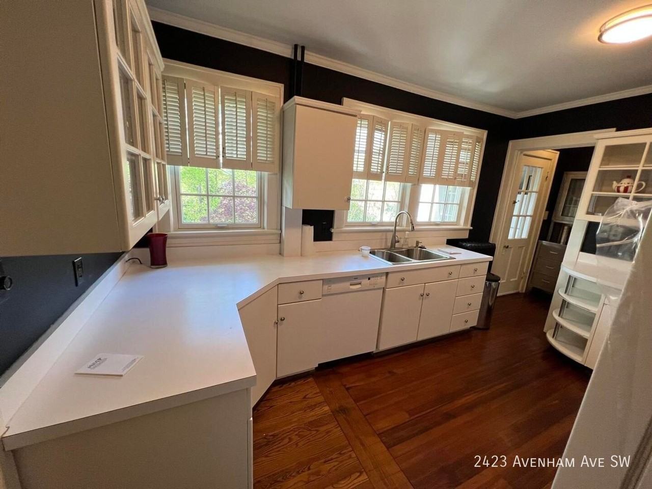 2423 Avenham Ave Sw - Photo 7 of 15