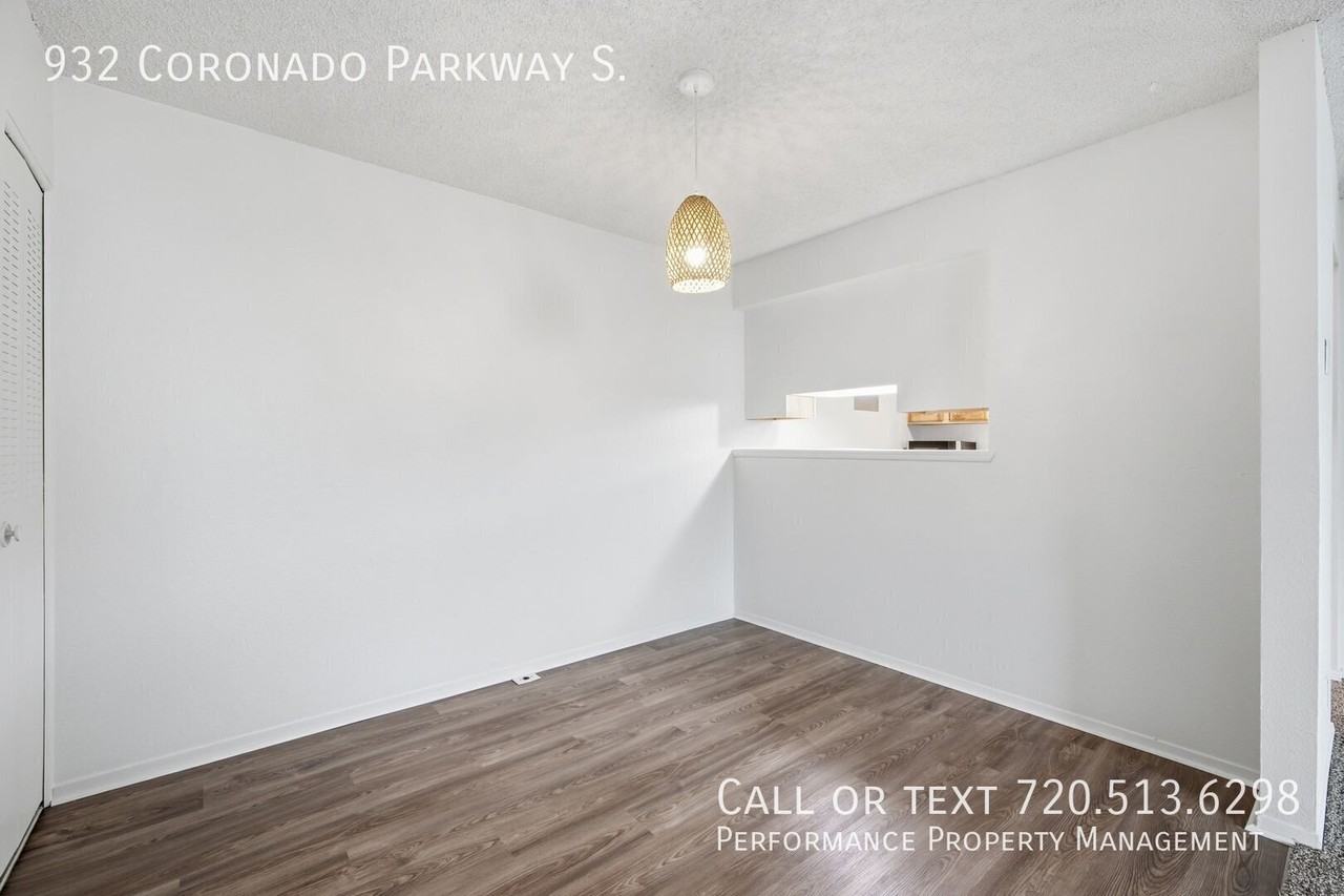 932 Coronado Pkwy S - Photo 6 of 15