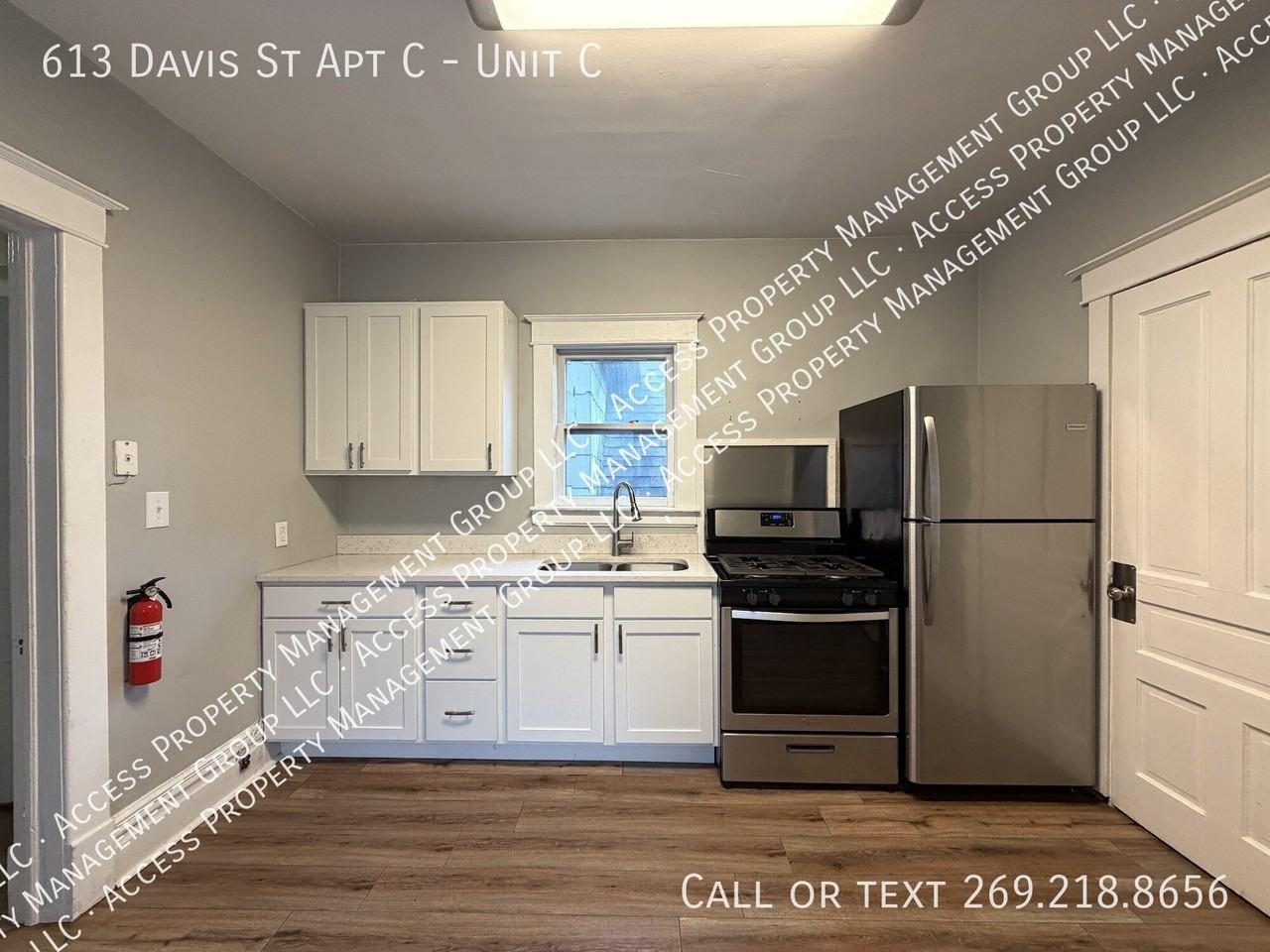 613 Davis St Apt C #C - Photo 4 of 12