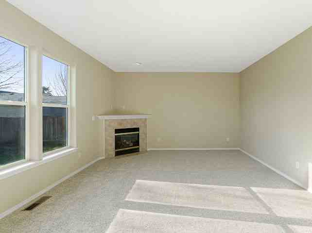 1676 Marten Ave Sw #NA - Photo 4 of 50