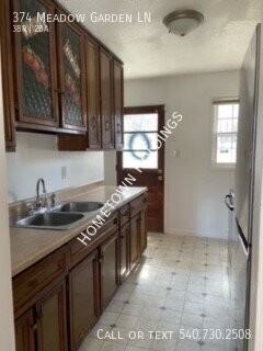 374 Meadow Garden Ln - Photo 5 of 19
