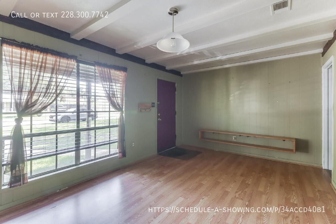 101 Fore St - Photo 3 of 22