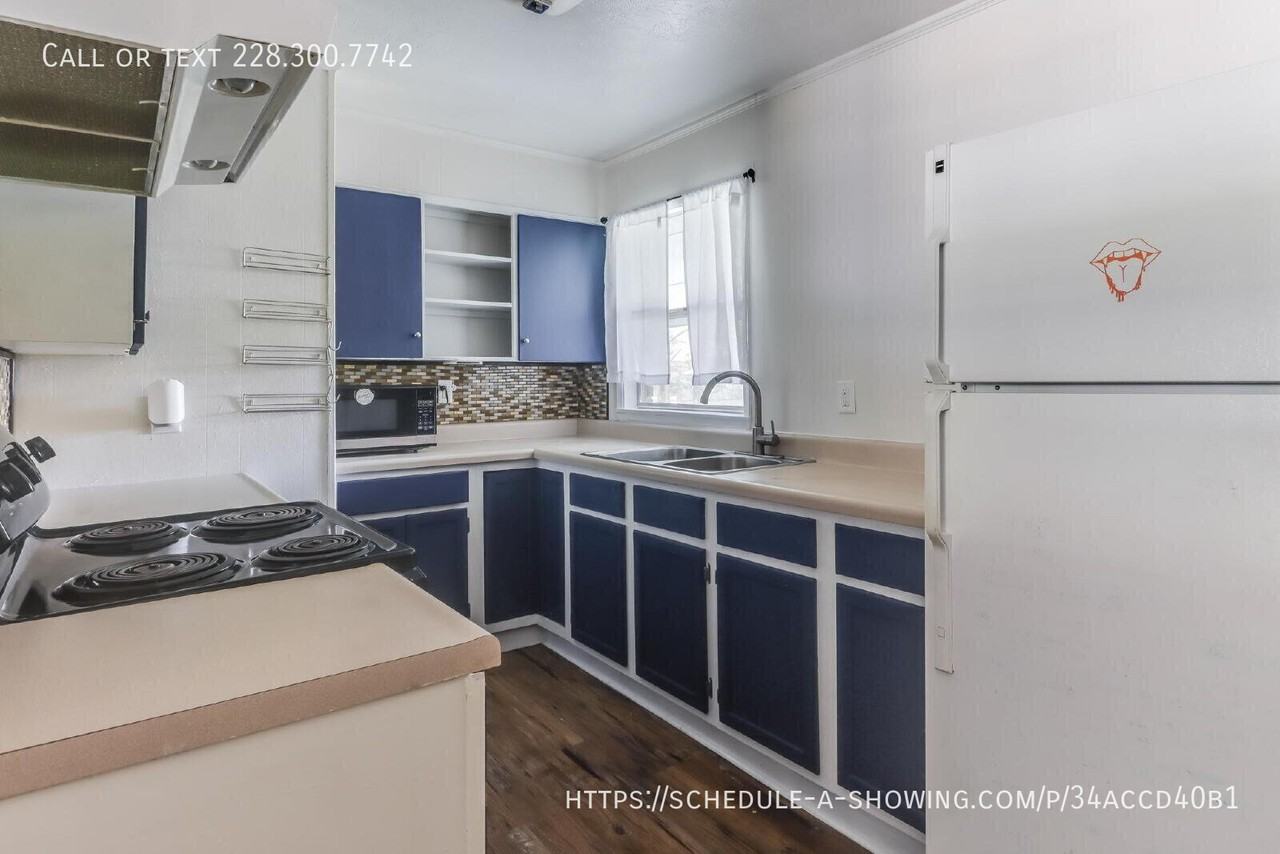 101 Fore St - Photo 4 of 22