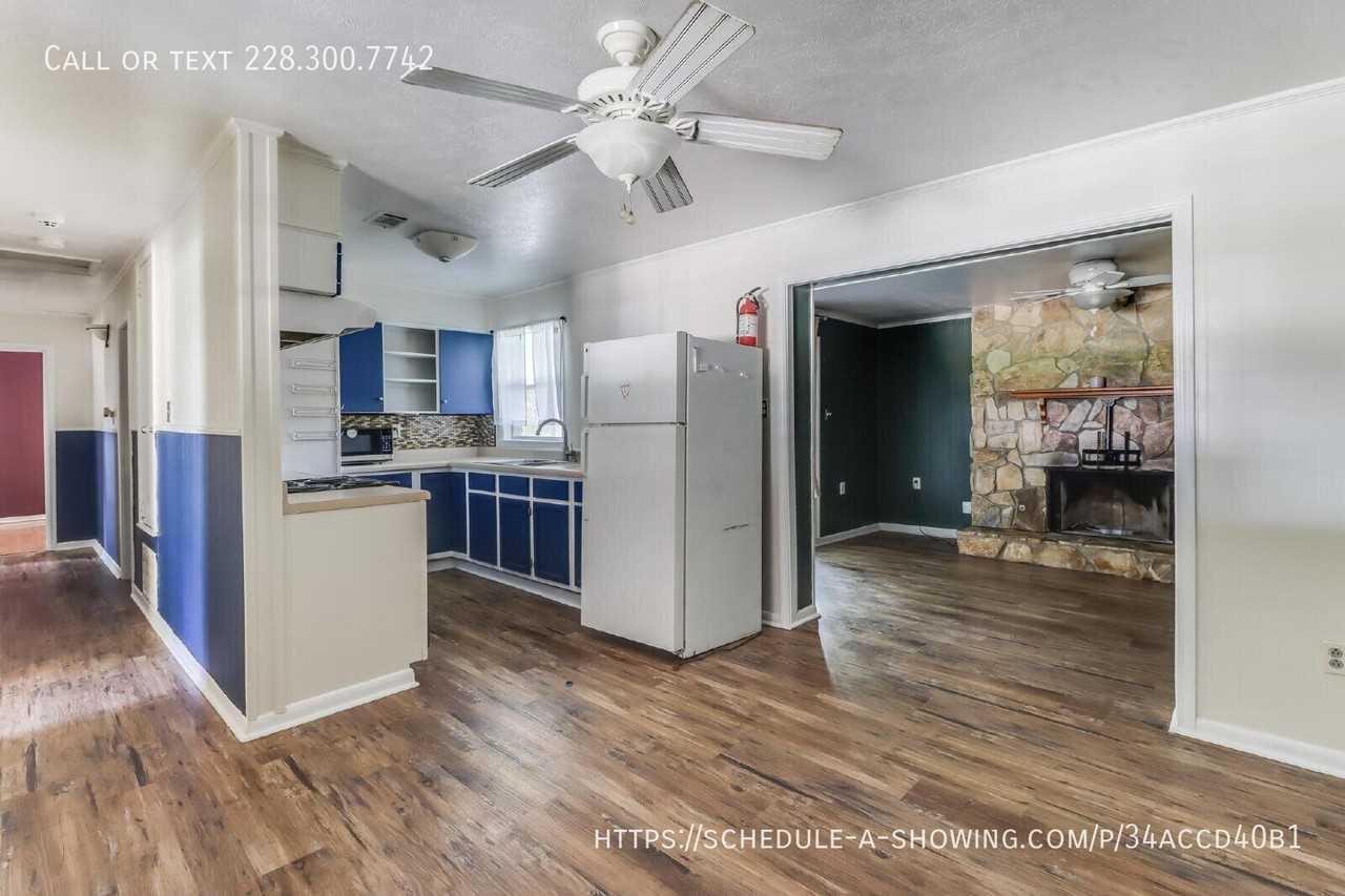 101 Fore St - Photo 6 of 22
