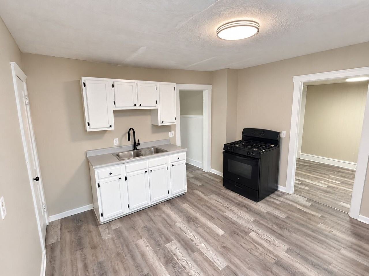 3826 E 78th St - Photo 2 of 12