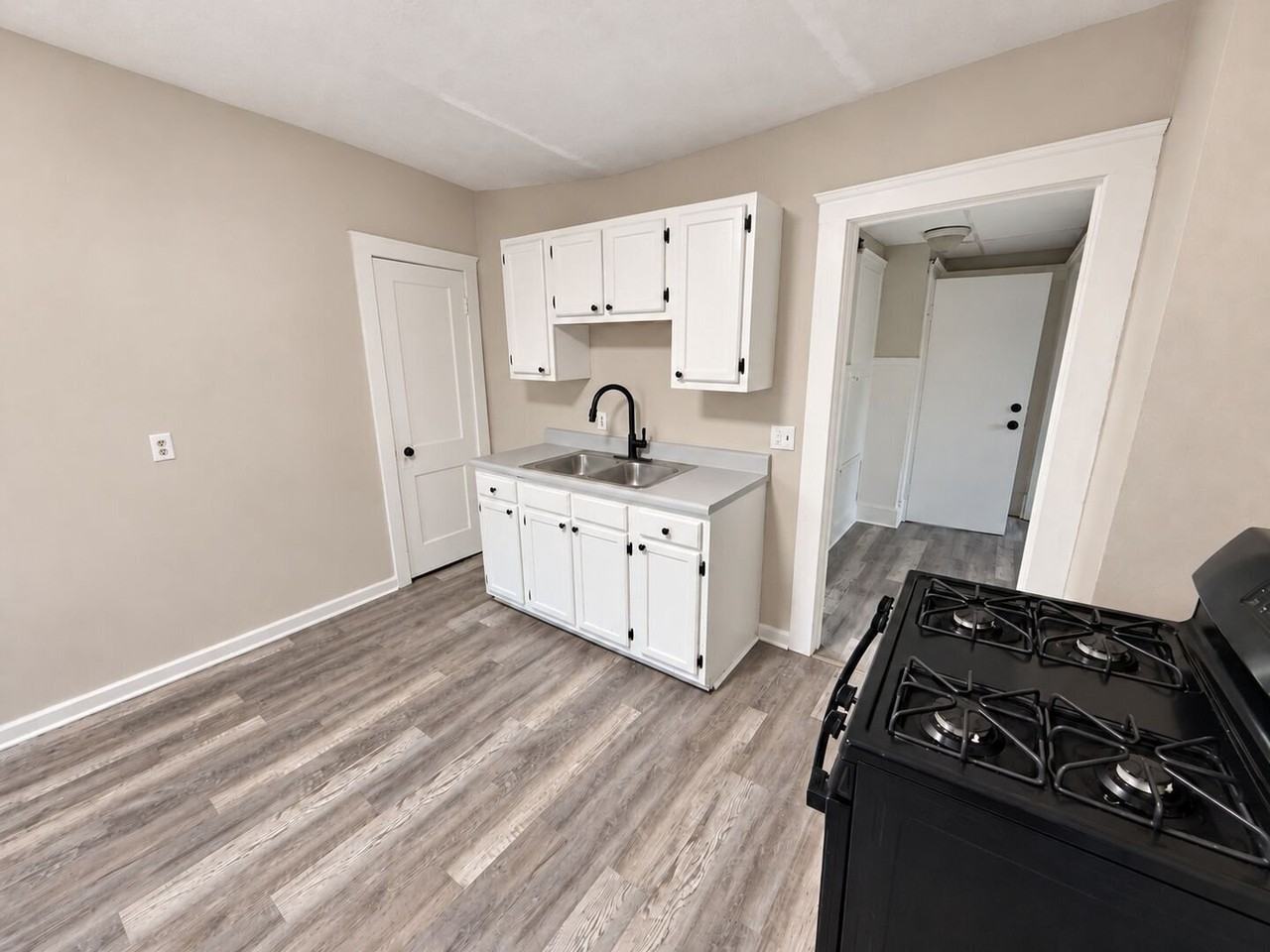 3826 E 78th St - Photo 4 of 12