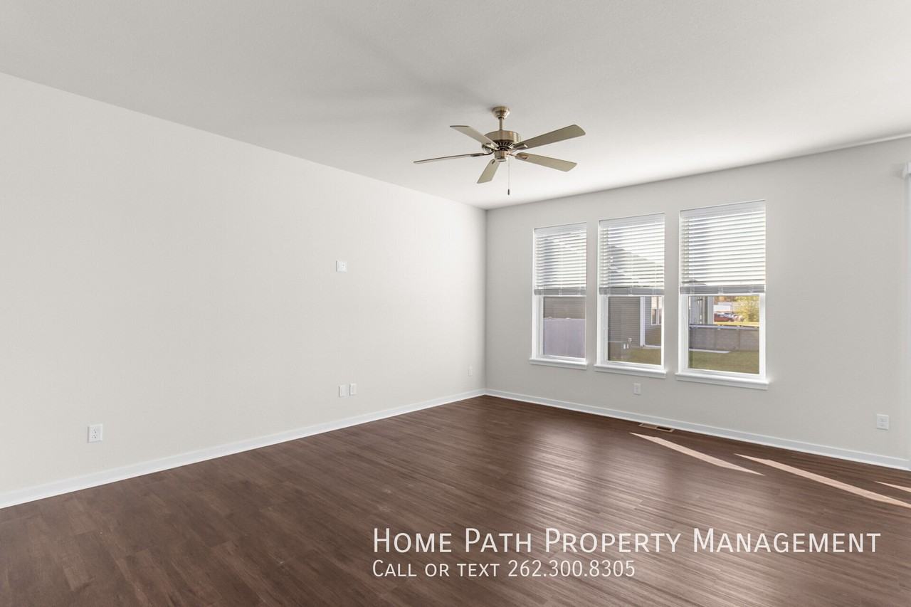 714 River Ridge Dr - Photo 3 of 36