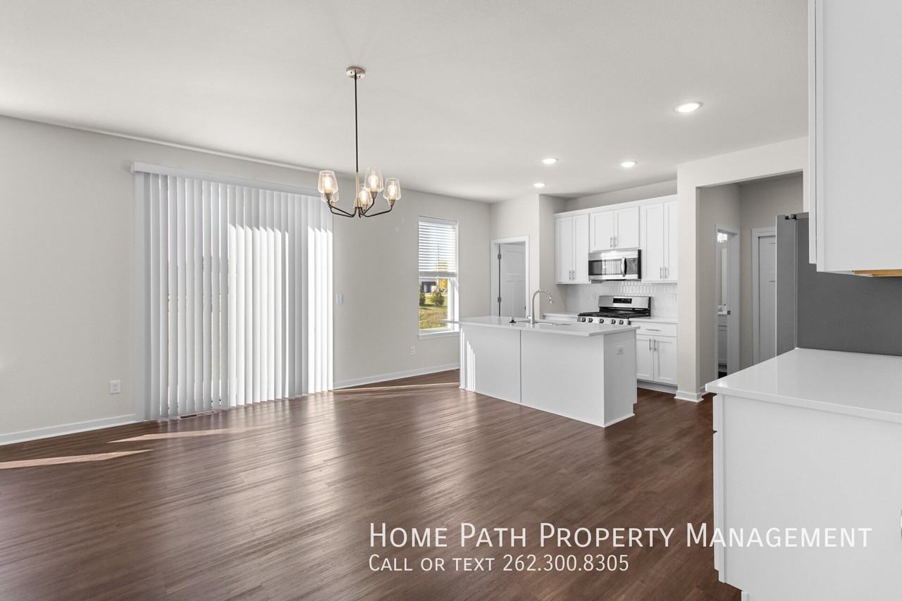 714 River Ridge Dr - Photo 4 of 36
