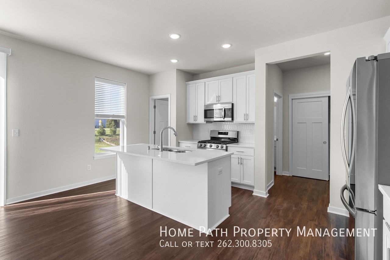 714 River Ridge Dr - Photo 5 of 36