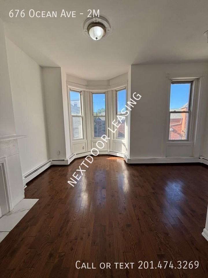 676 Ocean Ave #2M - Photo 4 of 5