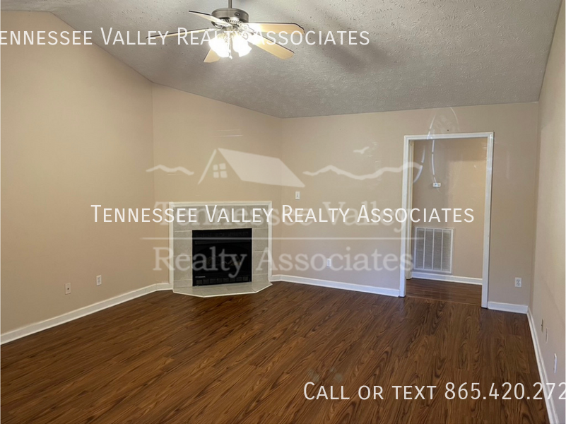 1513 Mayapple Dr - Photo 5 of 25