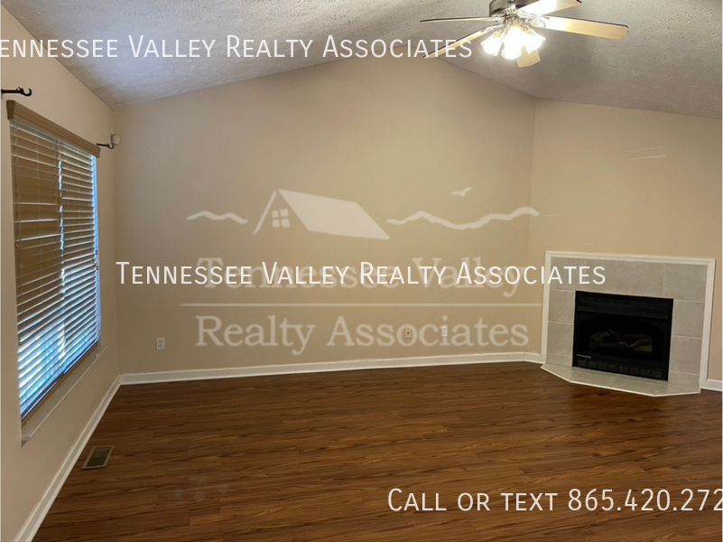1513 Mayapple Dr - Photo 6 of 25