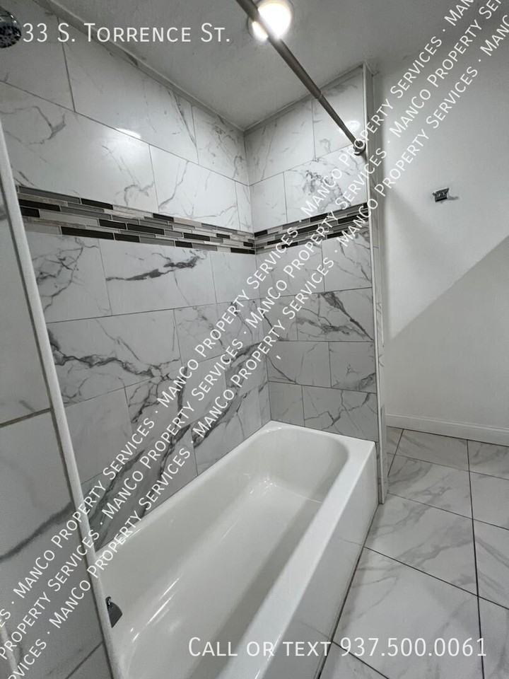 33 S Torrence St - Photo 7 of 10