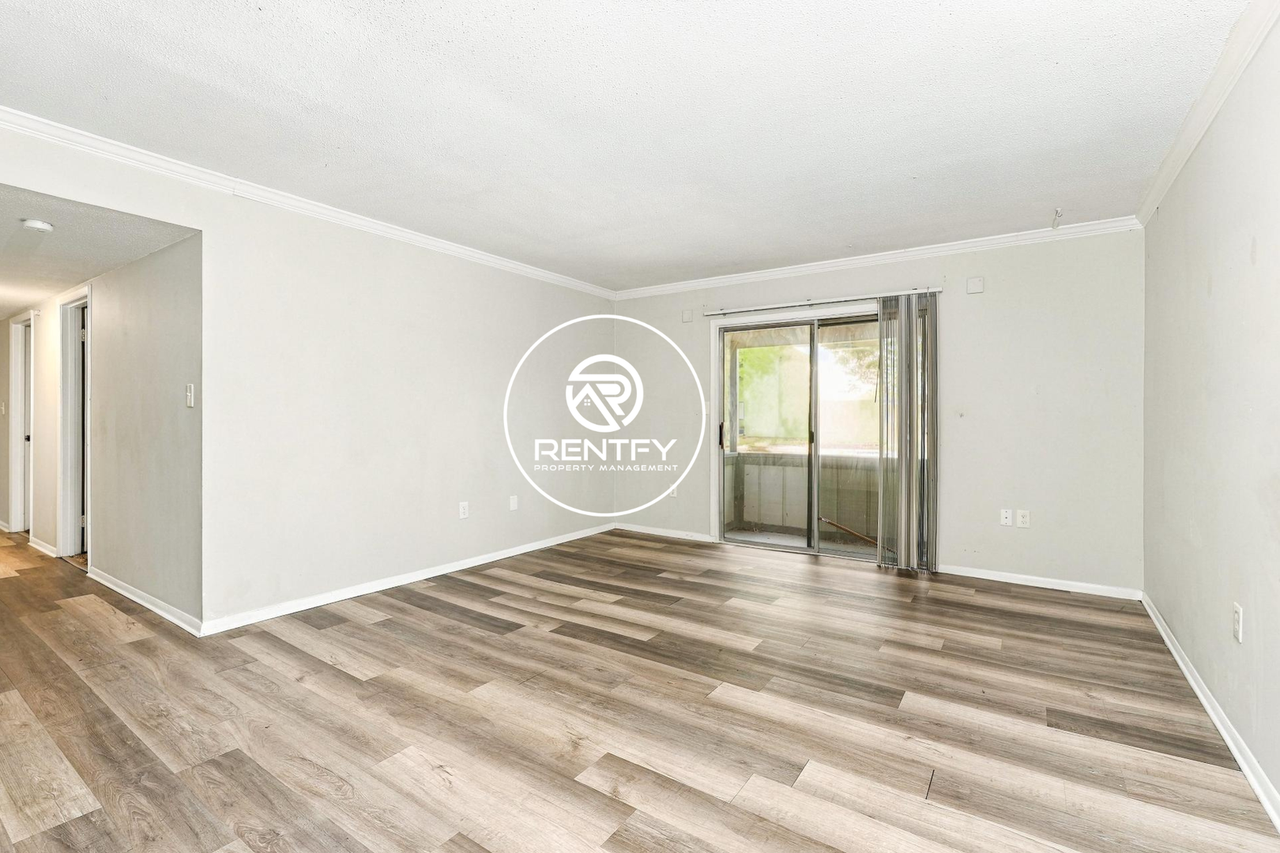 2200 Sunderland Rd - Photo 2 of 12