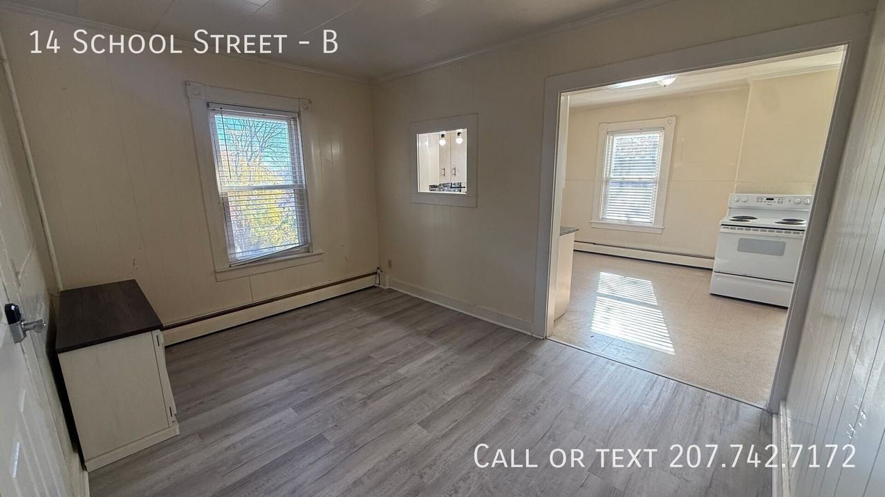 14 School St #B - Photo 4 of 26