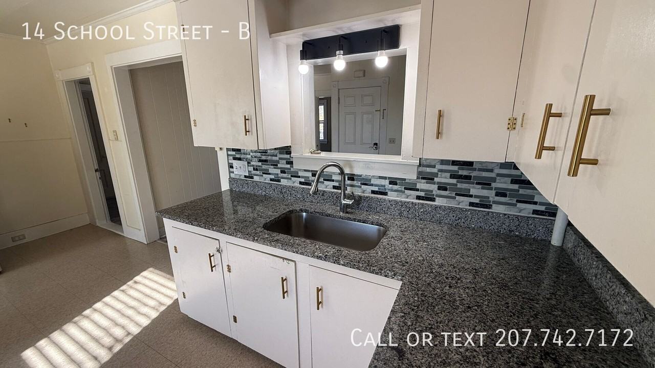 14 School St #B - Photo 6 of 26