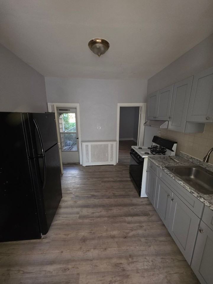 1619 Fillmore St #1 - Photo 4 of 16