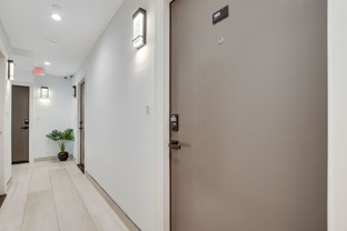 946 S Ridgeley Dr #208 - Photo 1 of 1