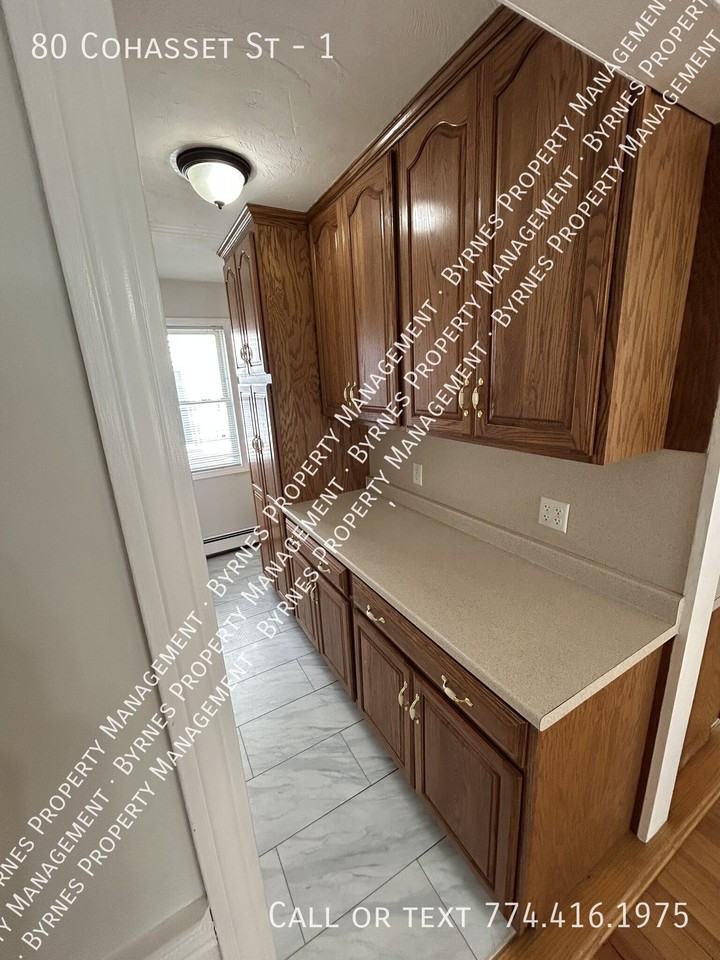 80 Cohasset St #1 - Photo 4 of 13