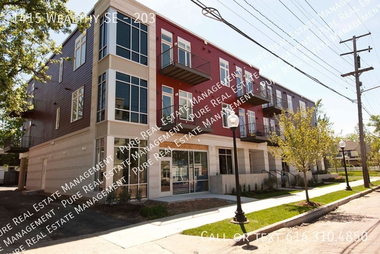 1415 Wealthy St Se #203 - Photo 2 of 7