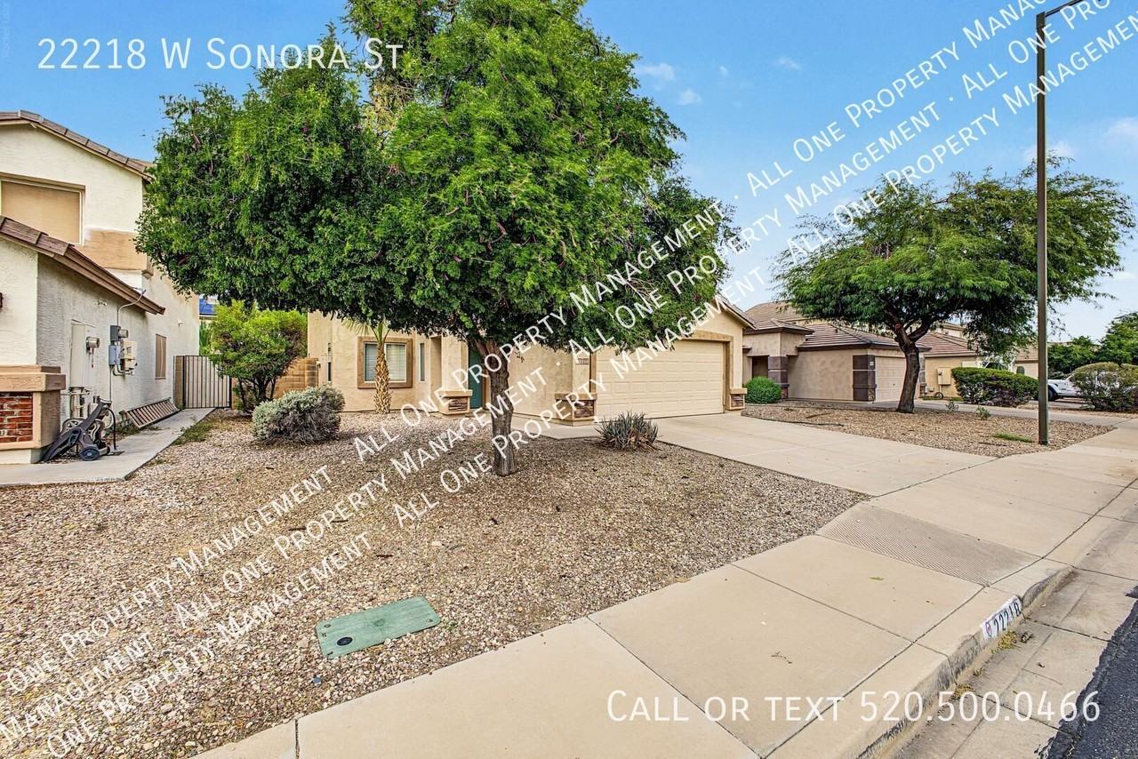 22218 W Sonora St - Photo 3 of 33