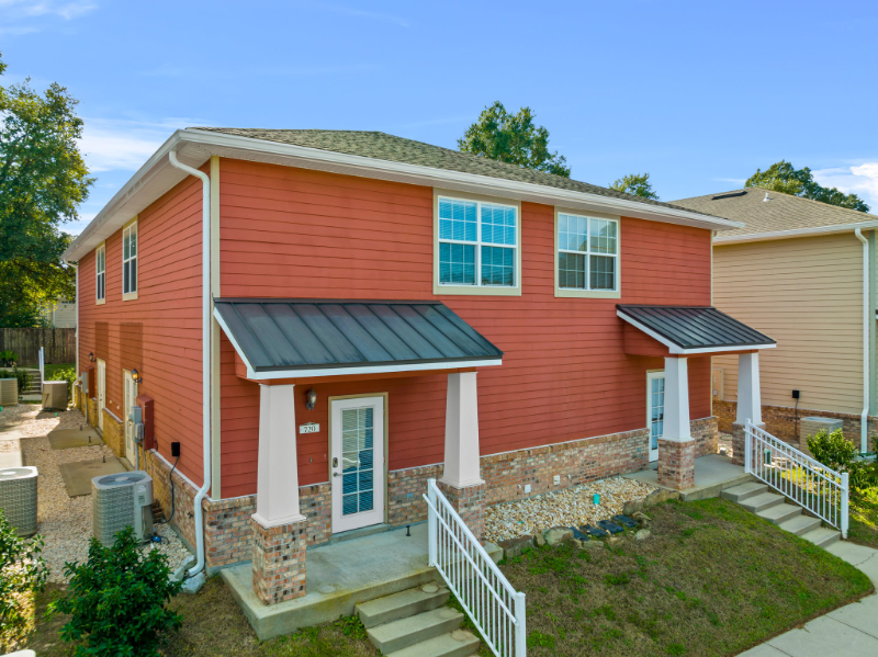 822 Arbor Lake Dr - Photo 3 of 37
