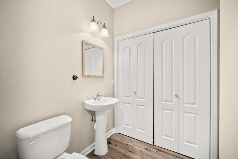 822 Arbor Lake Dr - Photo 7 of 37