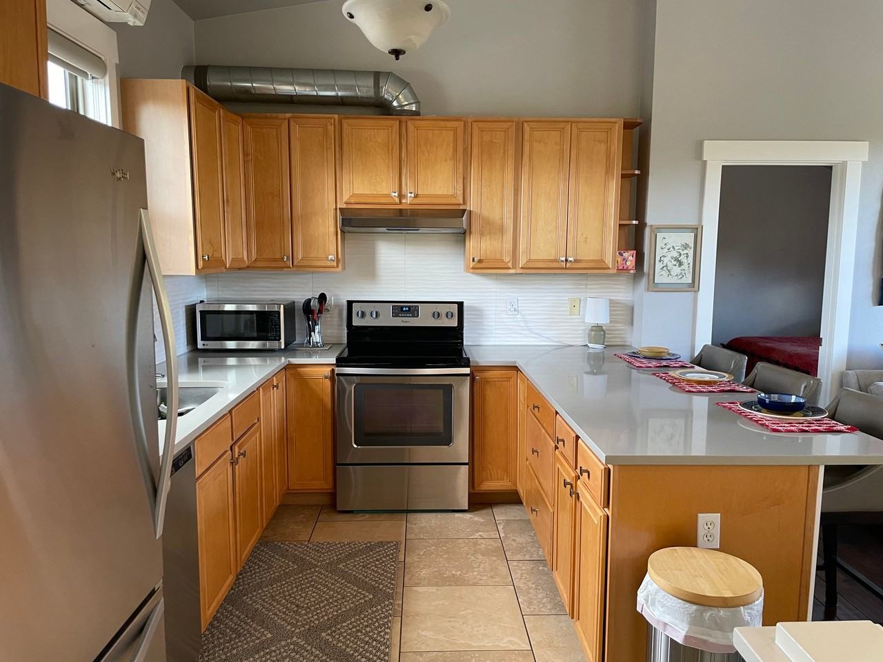 415 Mason Ct #10B - Photo 5 of 13