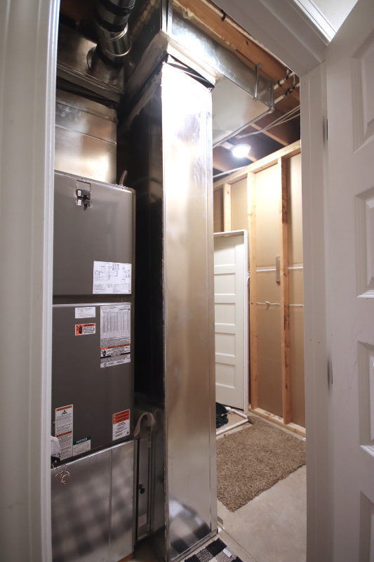 675 E Simpson St - Photo 2 of 25