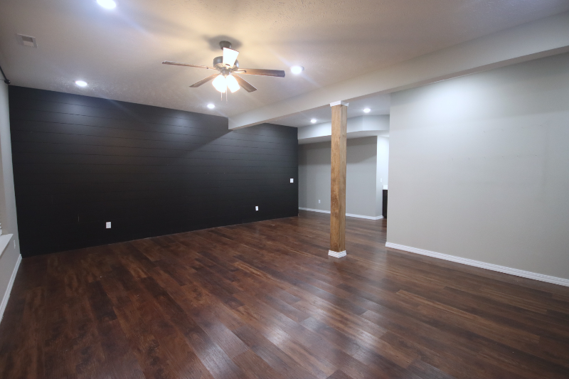 675 E Simpson St - Photo 5 of 25