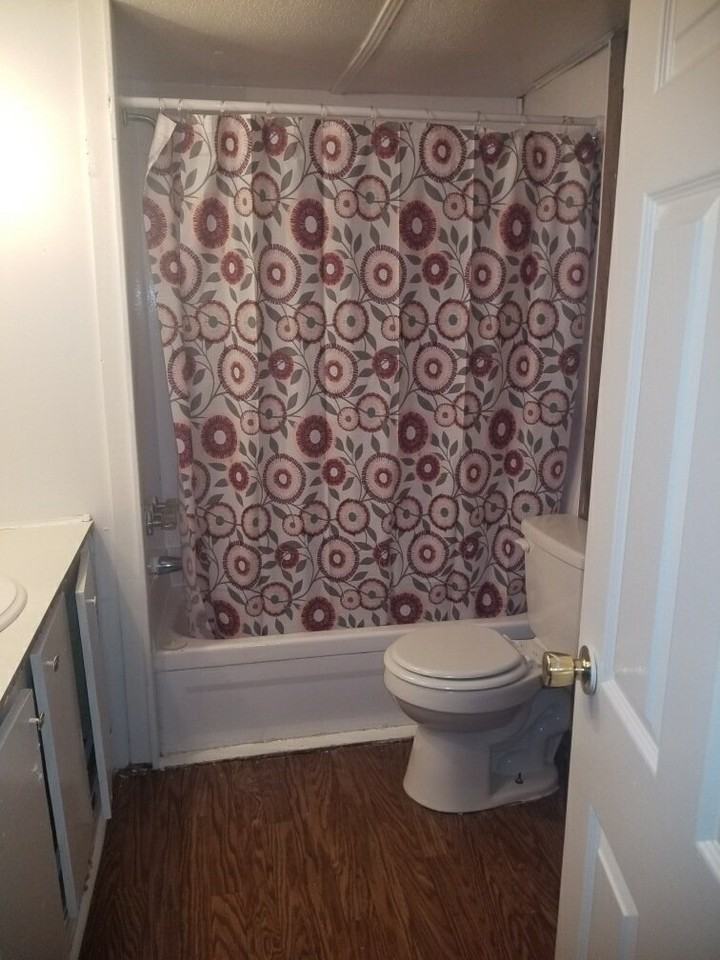 132 Rebeccas Ct - Photo 4 of 7