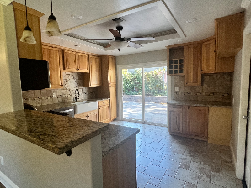 600 Packard Dr - Photo 3 of 20
