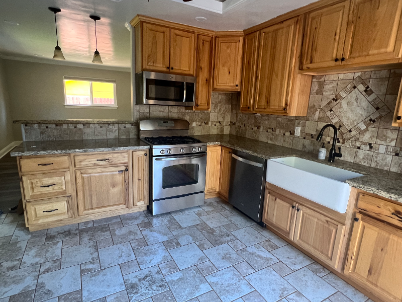 600 Packard Dr - Photo 4 of 20