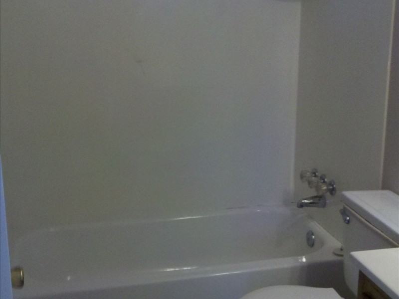 1042 N Catherine St - Photo 5 of 6