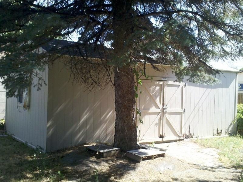 1042 N Catherine St - Photo 6 of 6