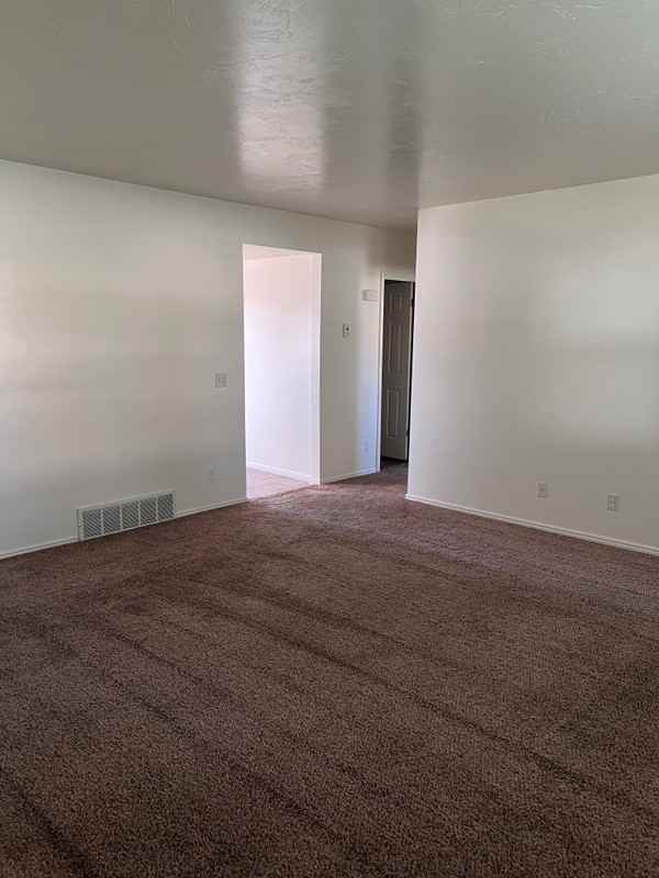 1897 Garden Dr #1 - Photo 5 of 16
