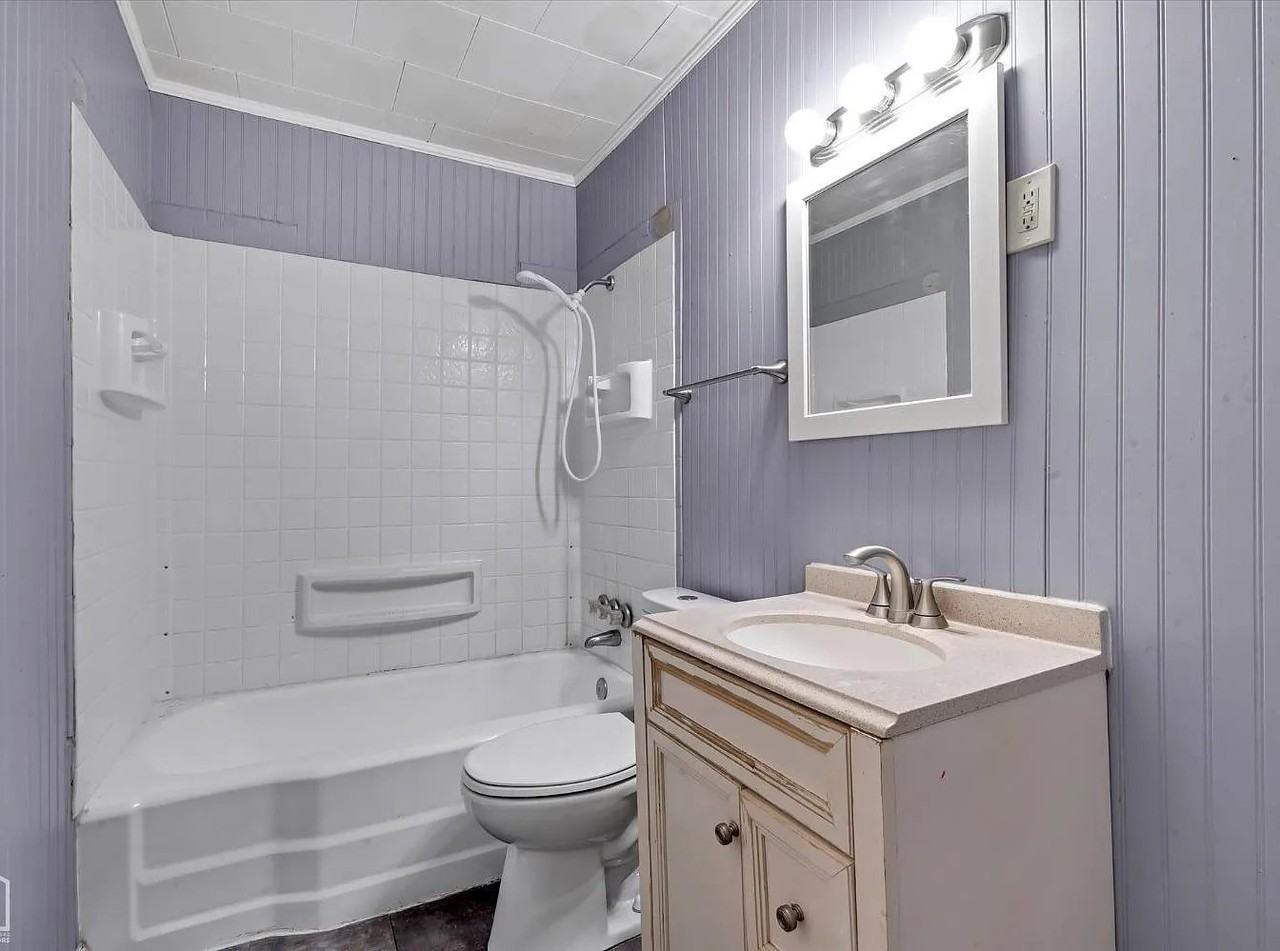 906 Walnut St - Photo 4 of 7