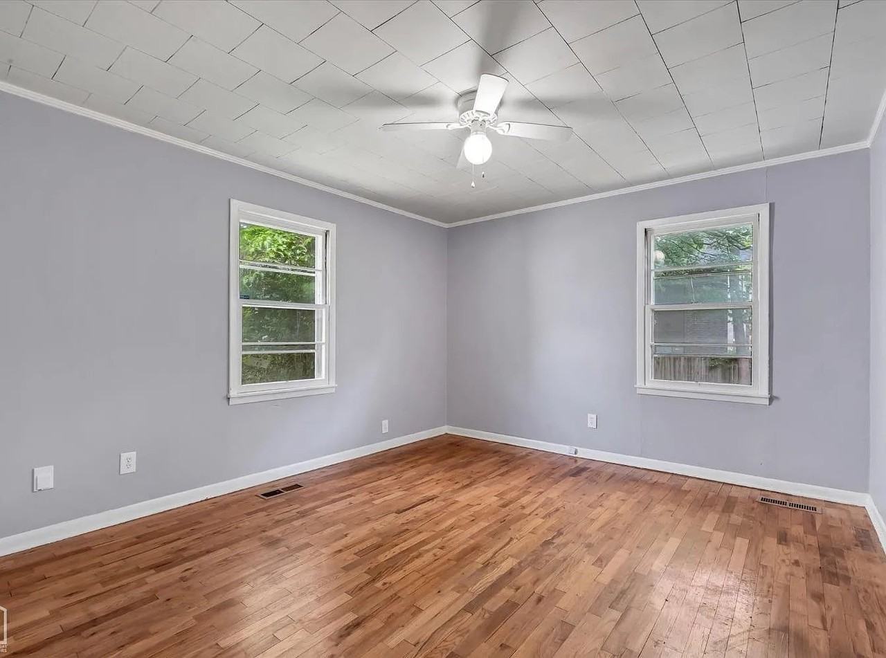 906 Walnut St - Photo 5 of 7