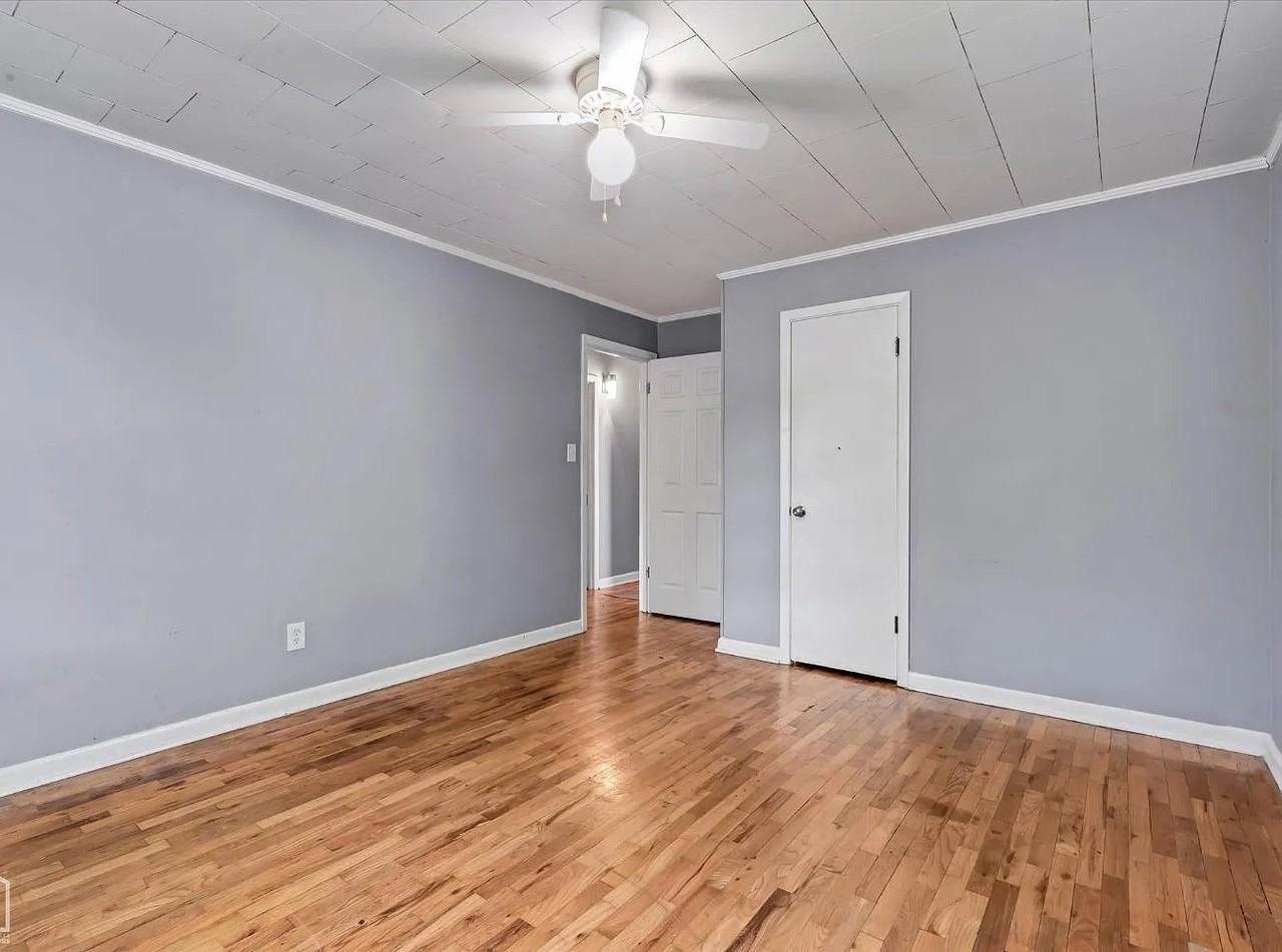 906 Walnut St - Photo 6 of 7
